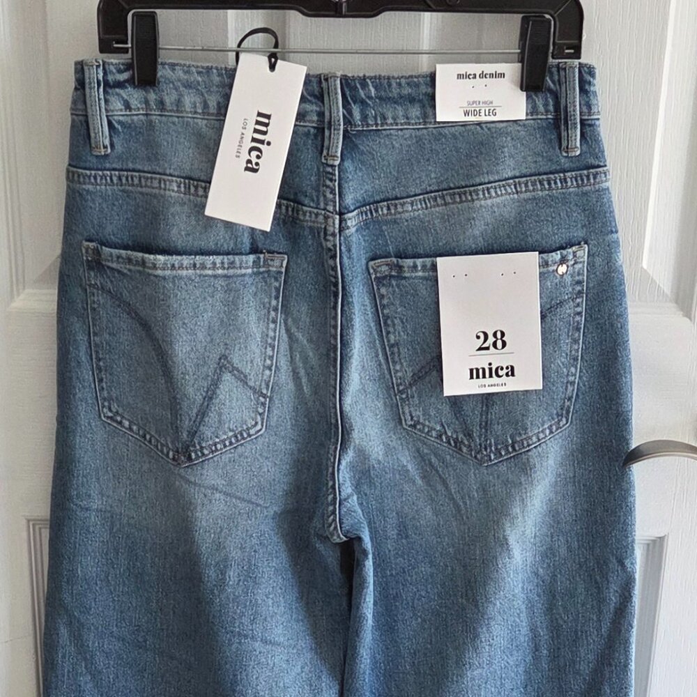 jeans - Picture 3 of 4